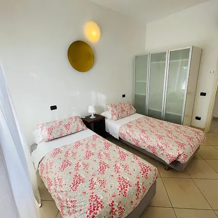 Regina Del Mare Holiday Apartments Tirrenia Exterior foto